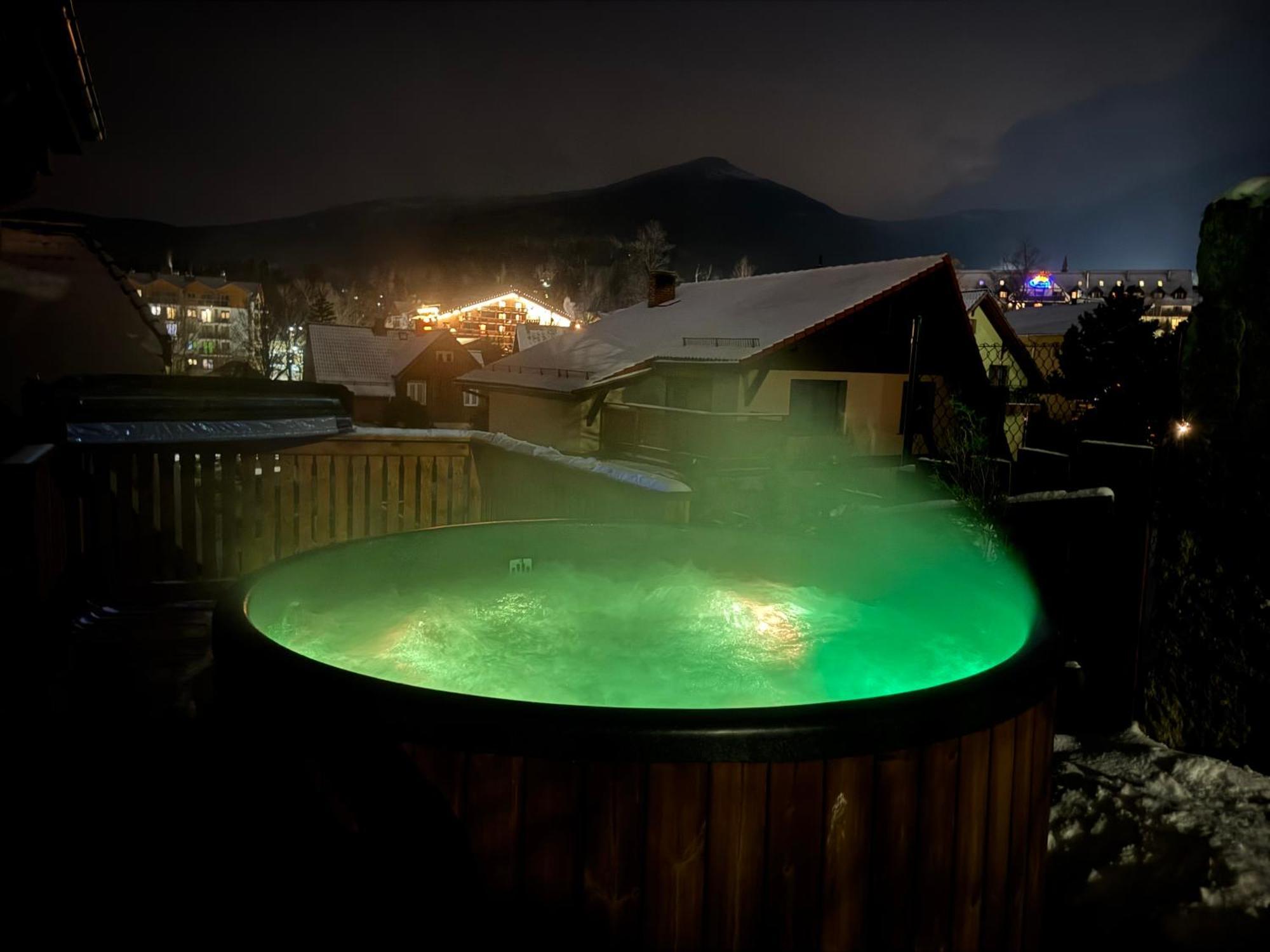 Szafranowe Wzgorze Iii-dom Z Parkingiem, Sauna, Zew Jacuzzi Chalet *
